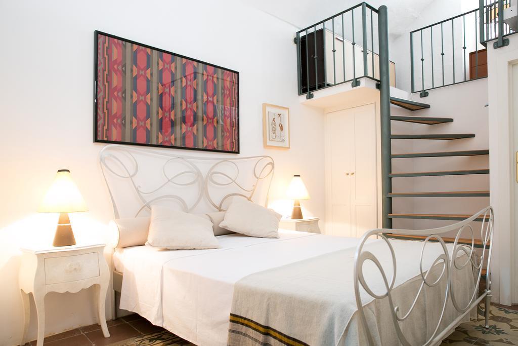 Elamar Gallipoli Room photo